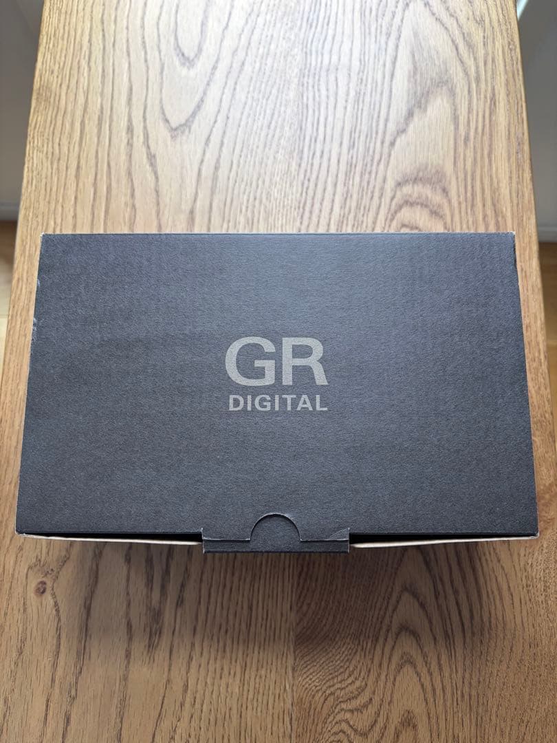 ■ 美品 ■ RICOH GR DIGITAL III 箱付き S数2,130回