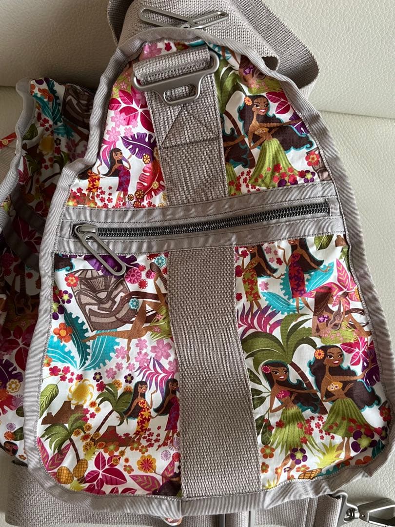 【新品未使用】レスポ　ハワイ限定フラガール　ラージウィークエンダー＆ポーチ