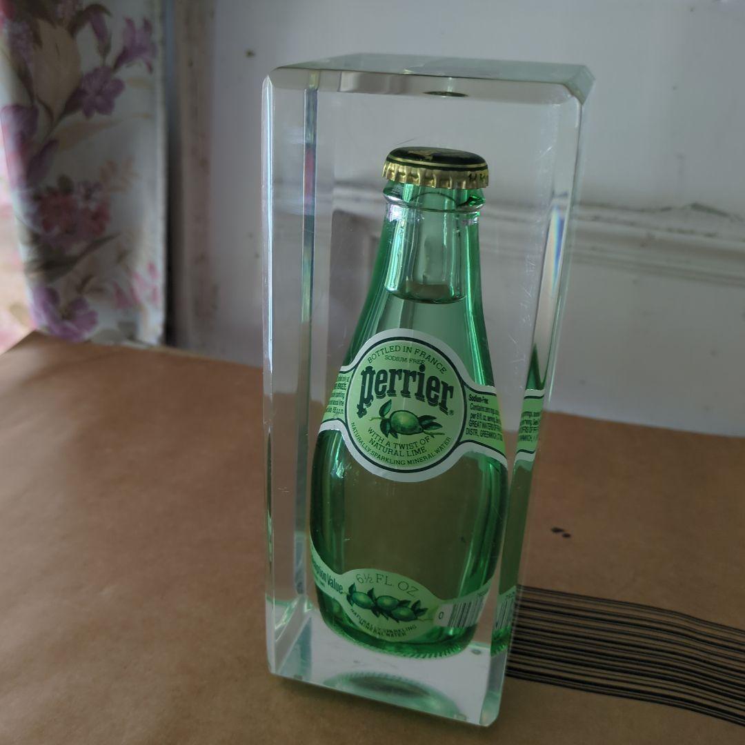 激レア 70年代 Perrier ペリエ アクリルペーパーウエイト　アンティーク