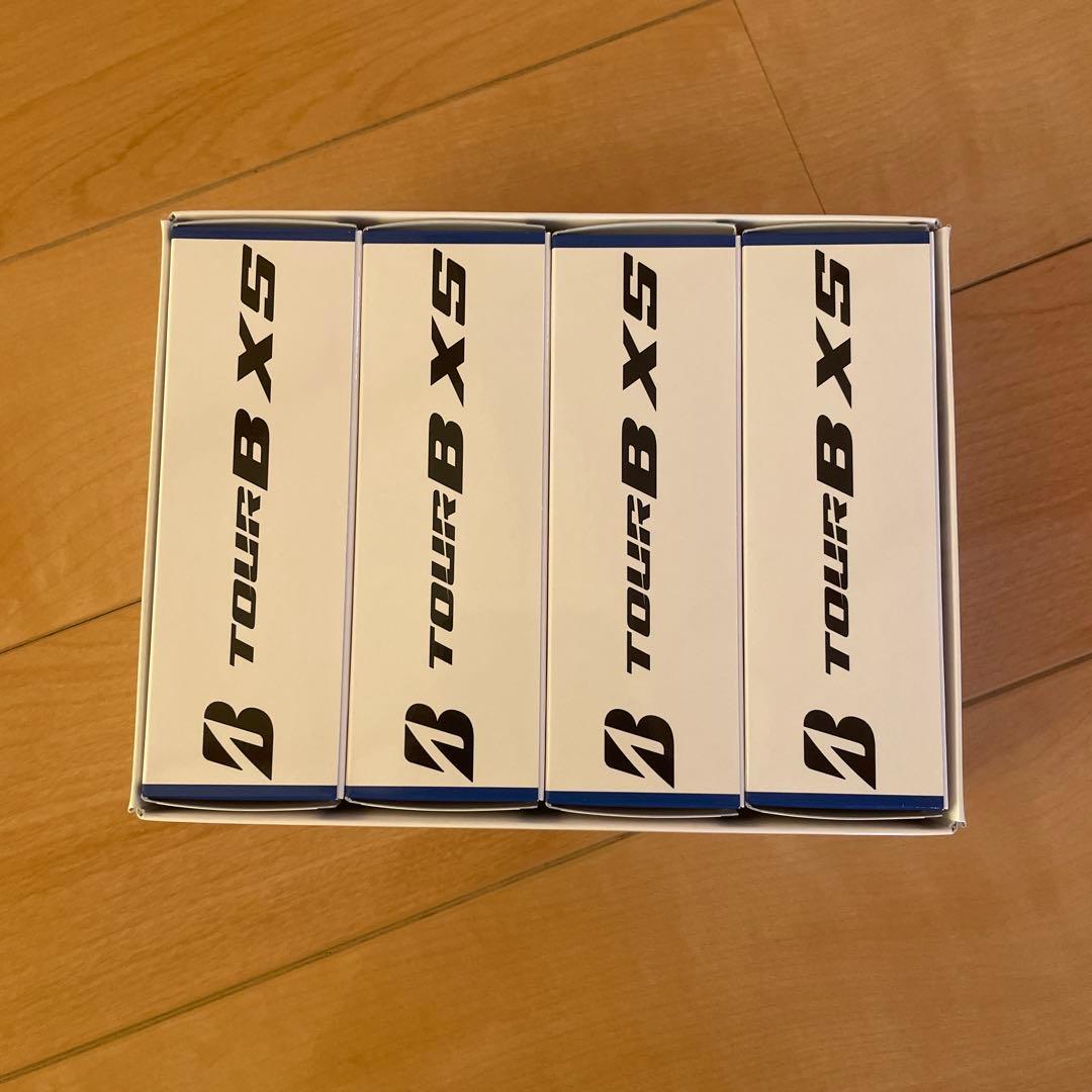 ブリヂストン 2025年新作TOUR B XS ゴルフボール 2ダース　ホワイト