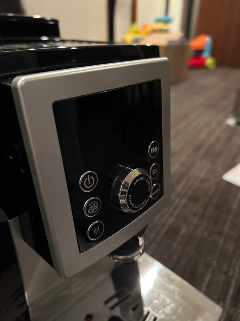 ✳︎ジュンさん専用✳︎おまけ付き　デロンギ　マグニフィカSカプチーノ