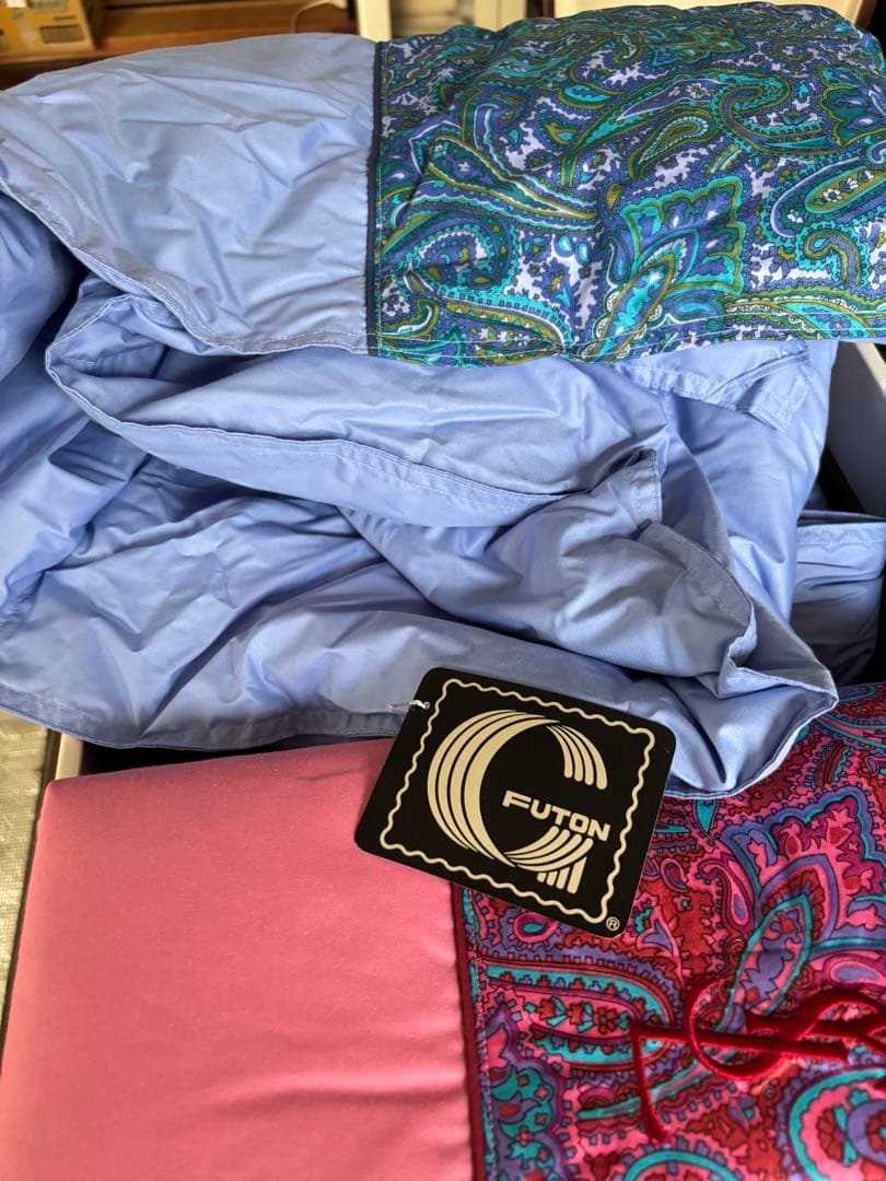 Yves Saint Laurent ペイズリーダウンケット2点セット　未使用品