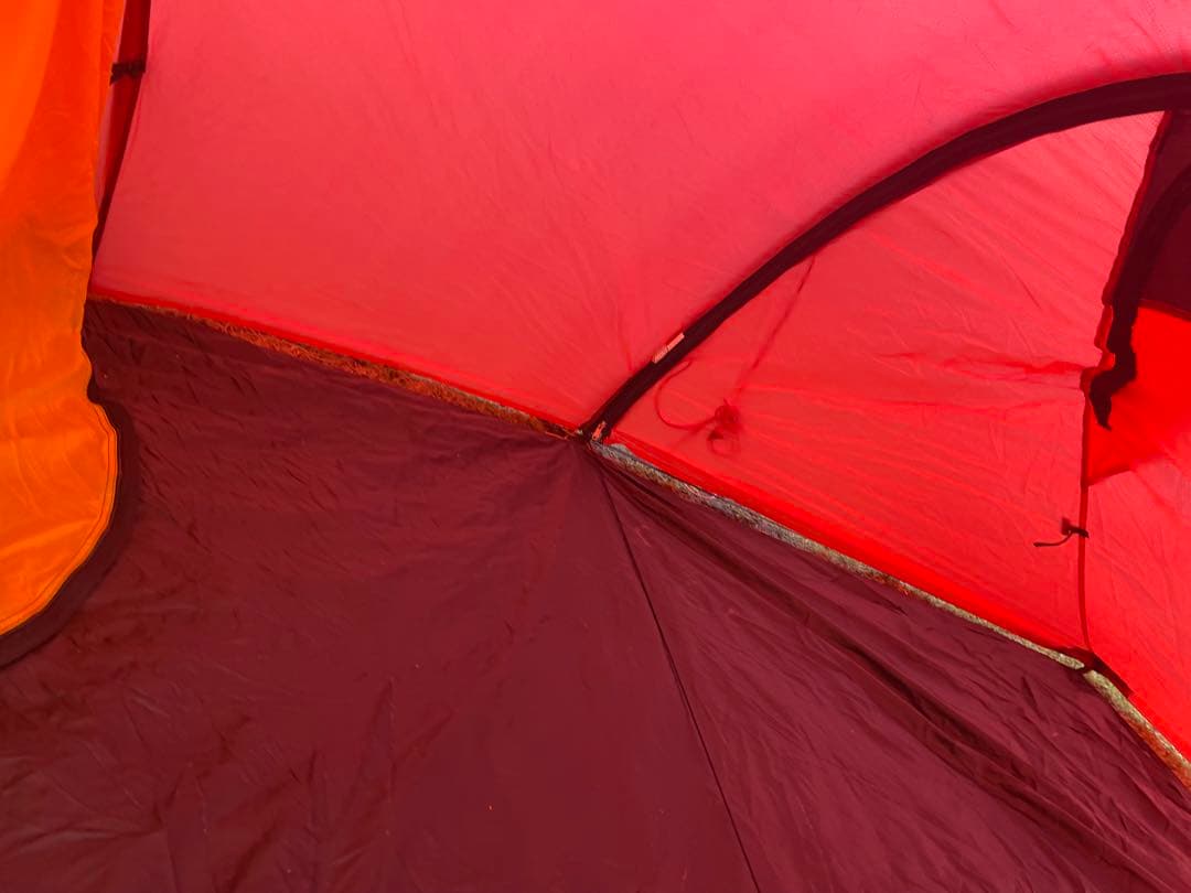 ヒルバーグ　ナロ2gt 純正フットプリント付き