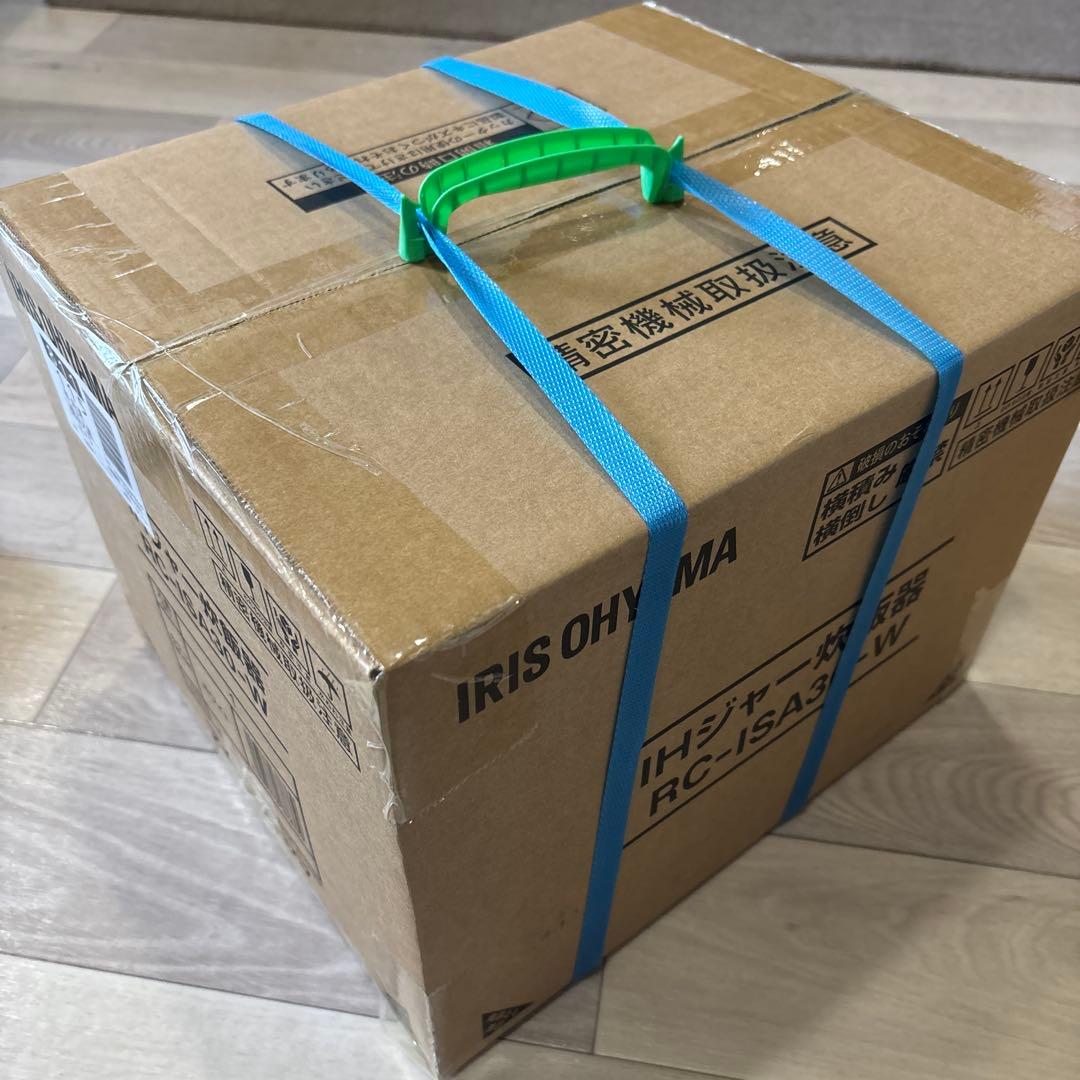 アイリスオーヤマ IHジャー炊飯器 RC-ISA30-W 3合炊飯器 ホワイト