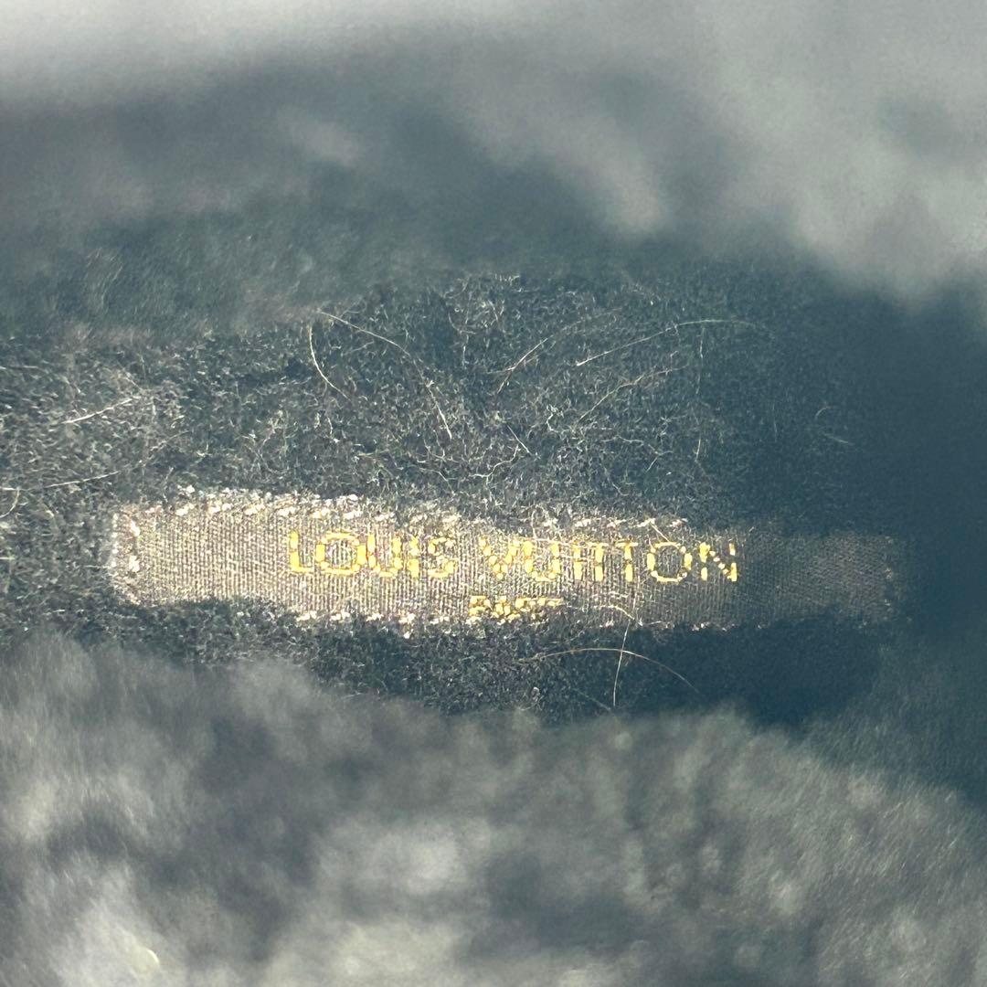 LOUIS VUITTON ルイヴィトン ムートンブーツ スエード ベルト LV