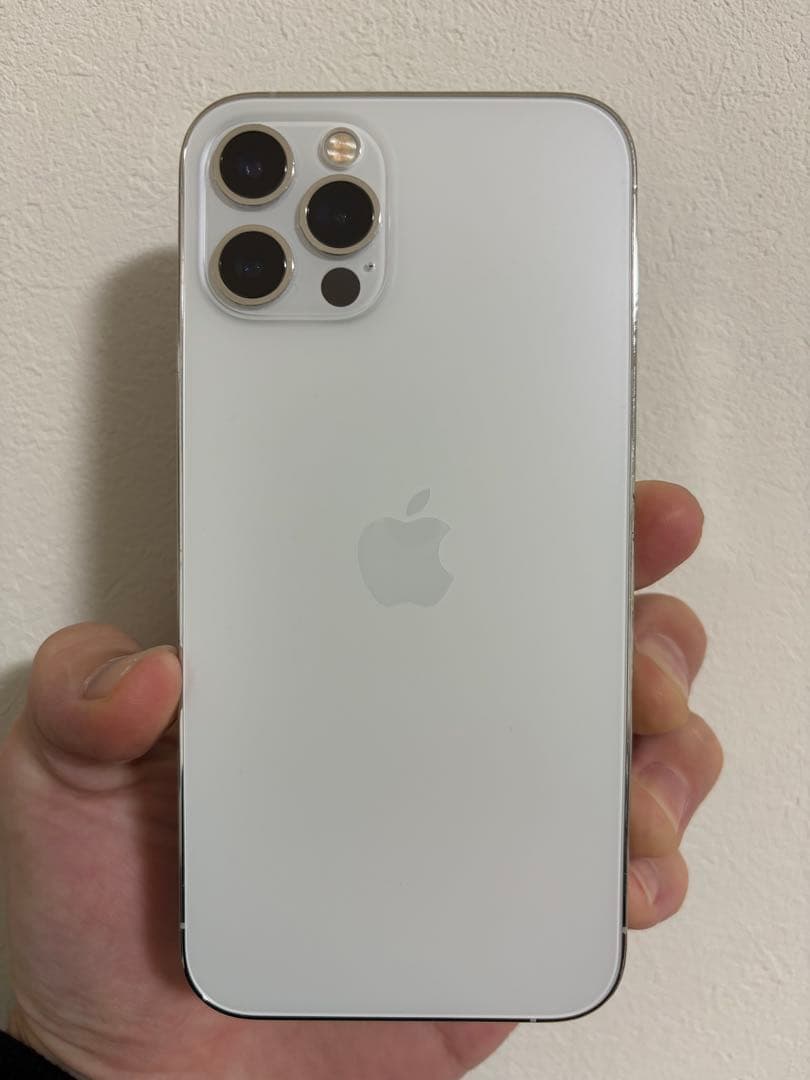【美品】Apple iPhone12Pro シルバー SIMフリー