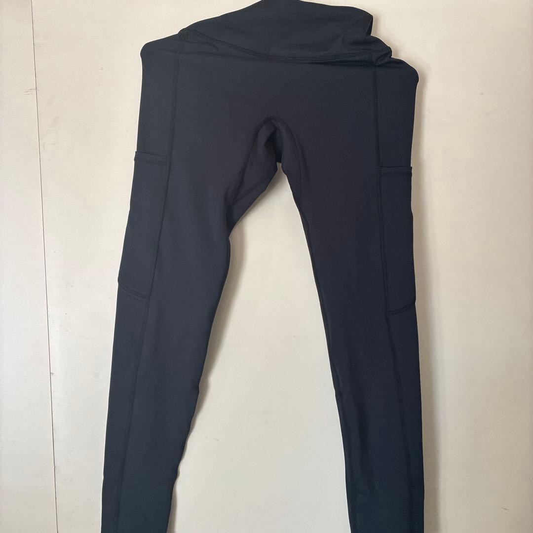 新品未使用 ハイウエスト ヨガパンツ 黒 ポケット付き Mサイズ