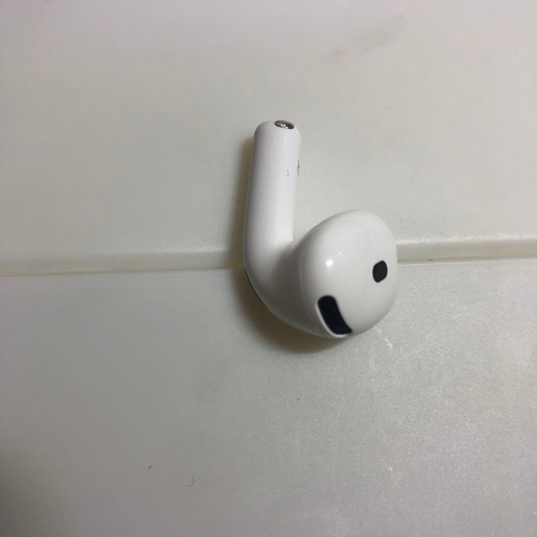 Apple AirPods 第4世代　ANC A3055 3056 右耳　右側