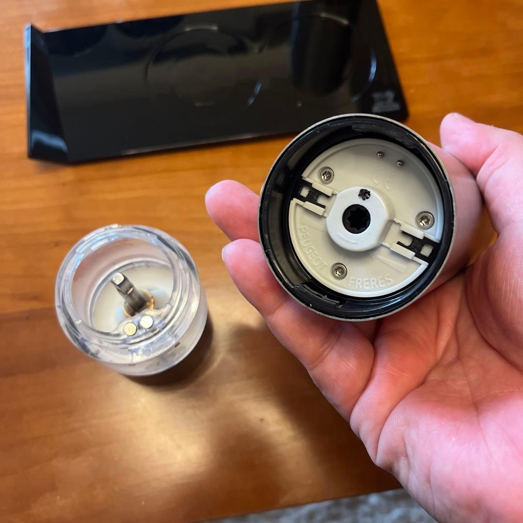 プジョー 電動ミル 本体2つ＋トレイ＋ミルスケール2つのセット、箱と取説なし