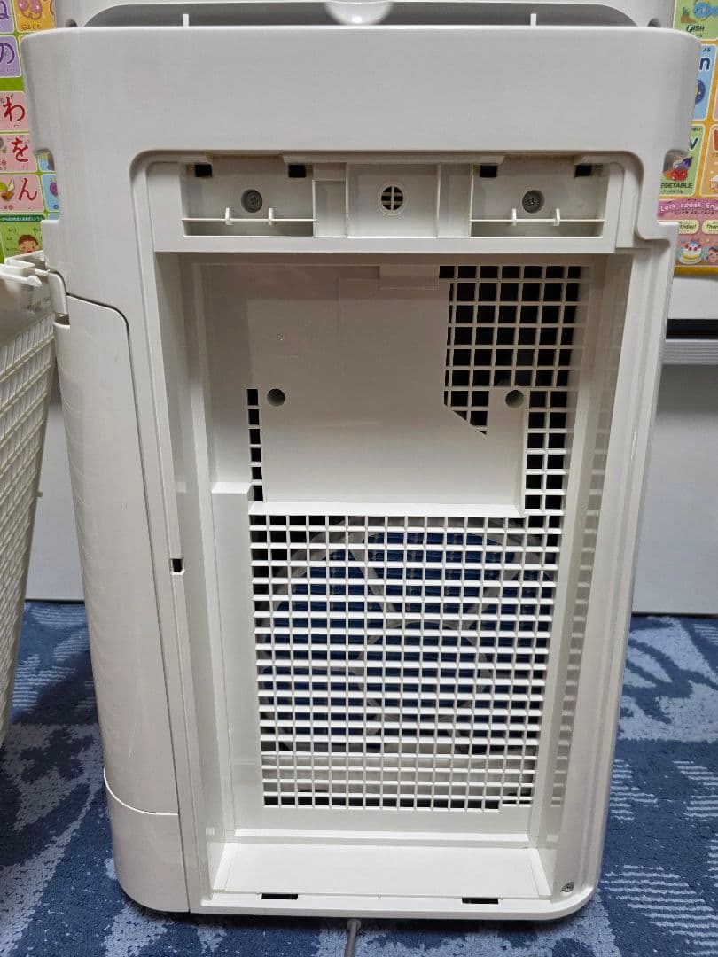 シャープ KC-L50-W 除湿機