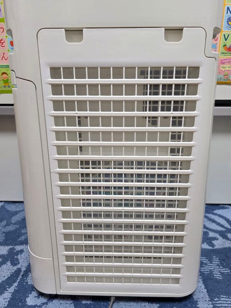 シャープ KC-L50-W 除湿機