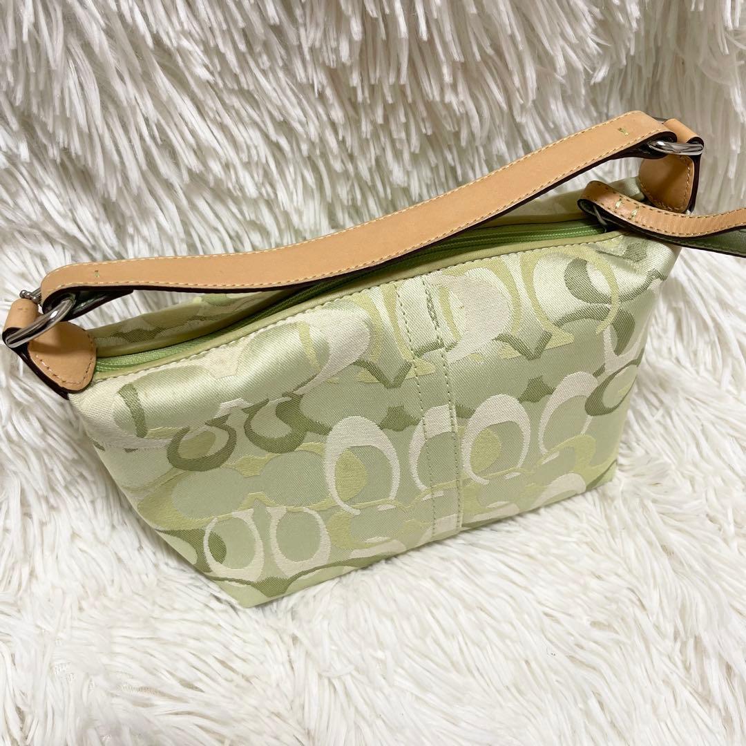 希少カラー コーチ coach シグネチャー 黄緑 アクセサリーポーチ　バッグ