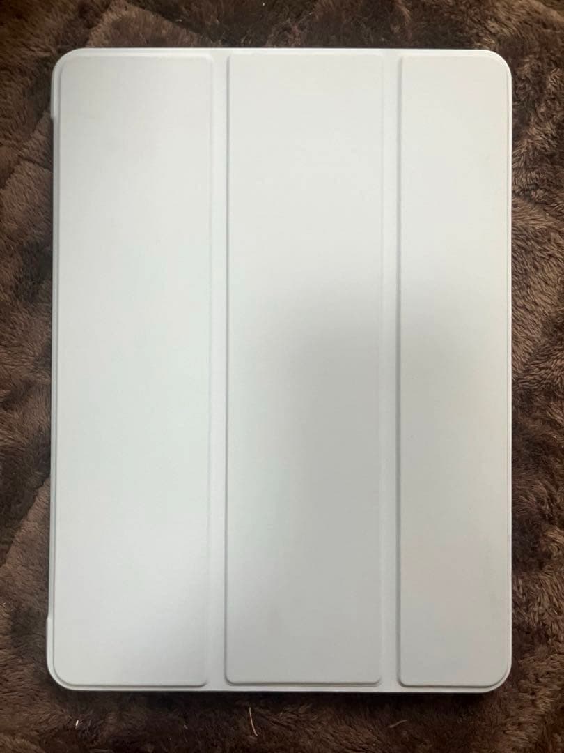 iPad 第6世代 シルバー 本体 32GB