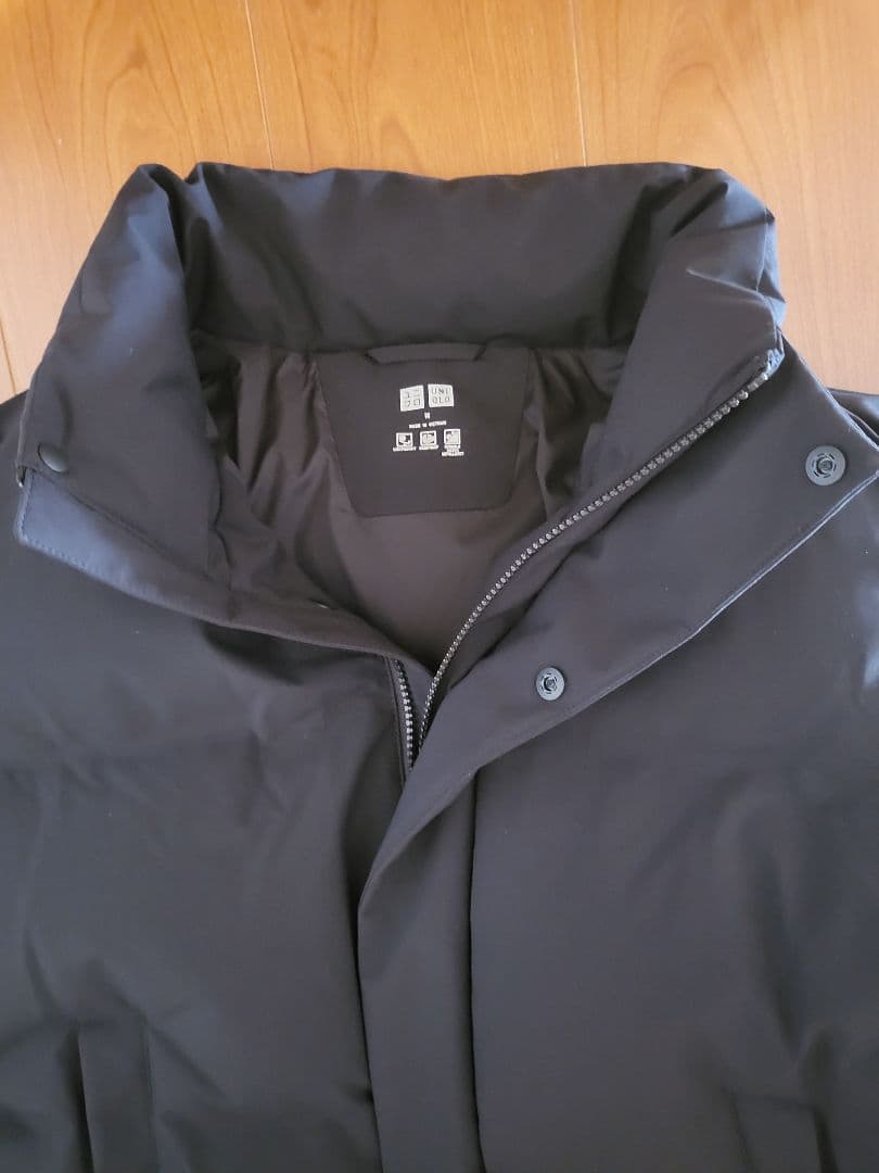 ユニクロ UNIQLO シームレスダウンジャケット ブラック 黒 M