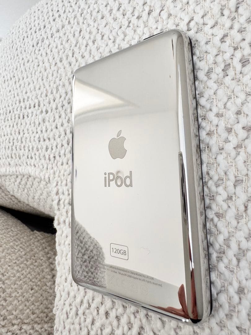 極美品 iPod classic 120GB MB565J/A 新品電池 パネル