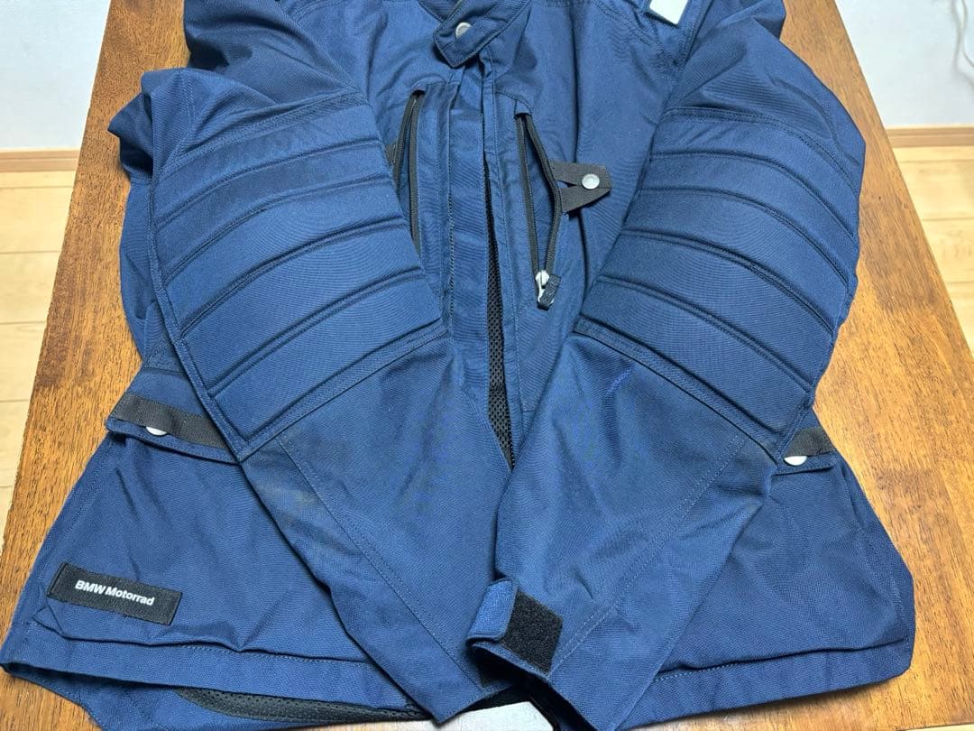 期間限定値下ＢＭＷventure shell ベンチャーシェルジャケットMサイズ