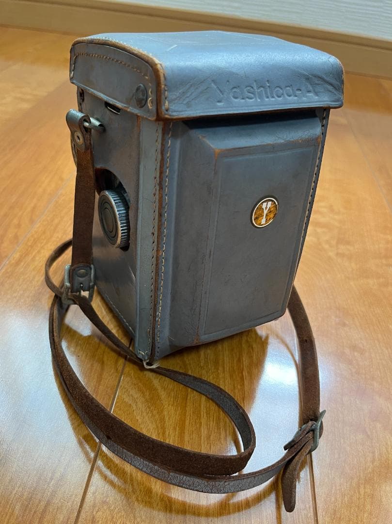 【動作品】Yashica-A 二眼レフカメラ【ケース付き】