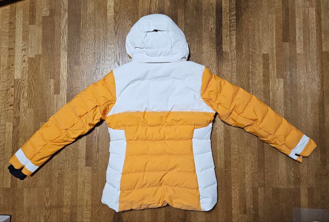 KJUS(チュース) ウイメンズ スキーウェア