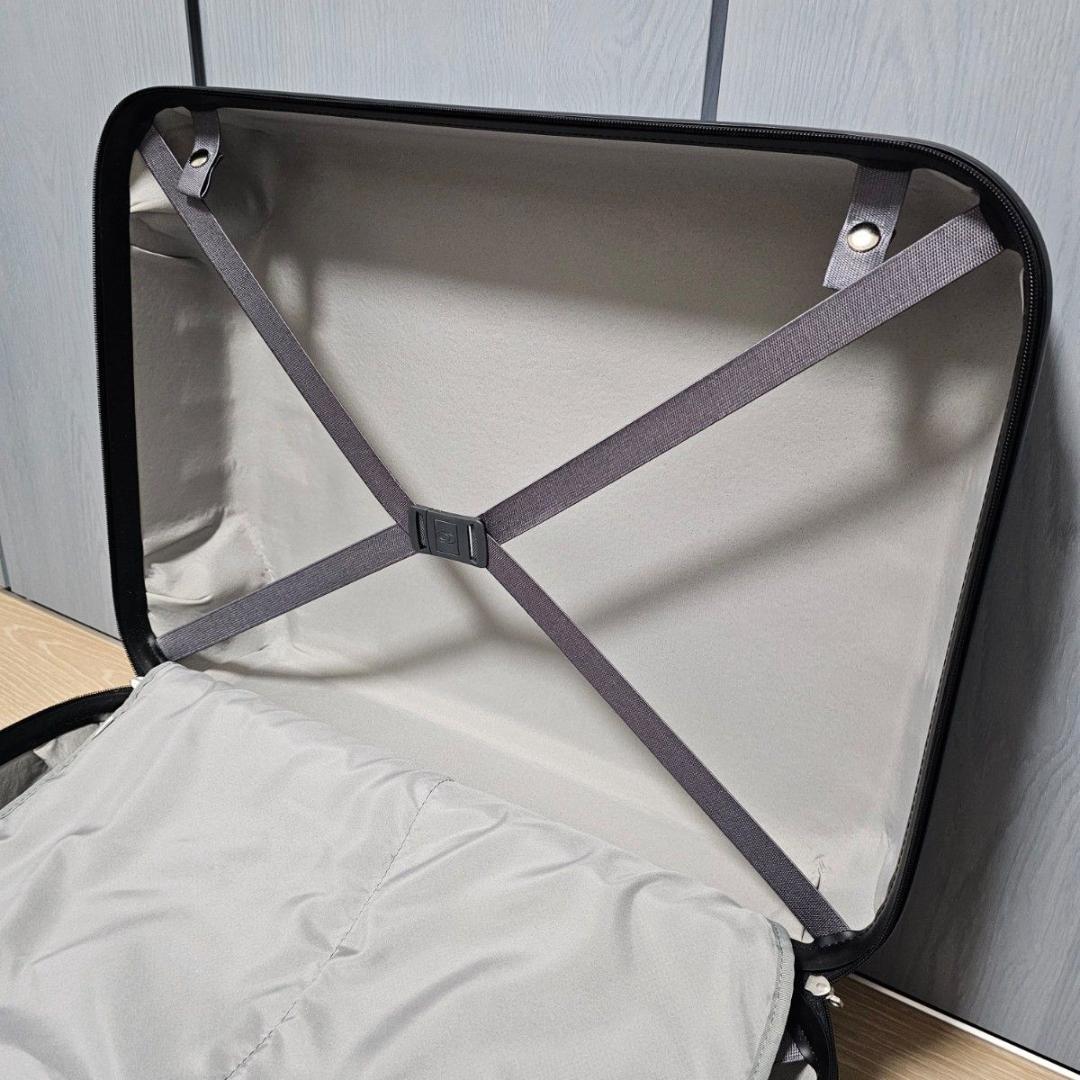 プロテカ フラクティ 黒 スーツケース　キャリー