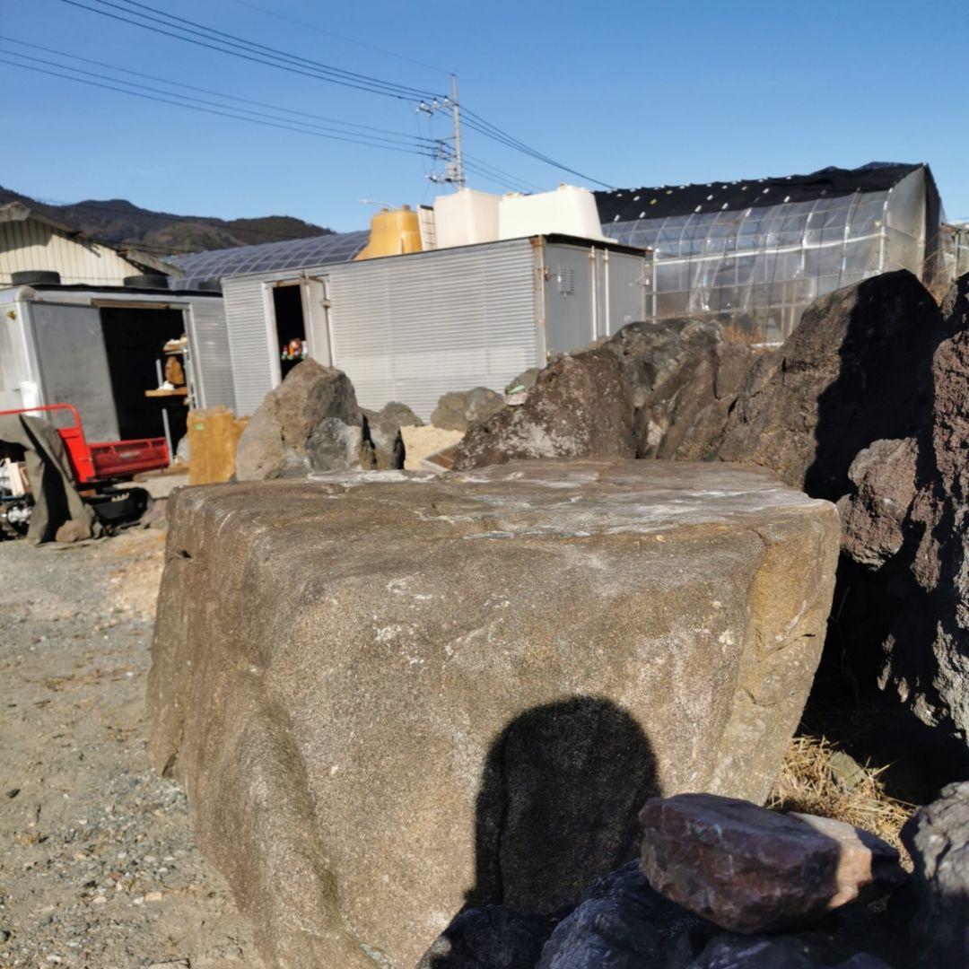 亀甲石　2トン　庭石　石　鑑賞石　庭　ガーデニング　置物　オブジェ　インテリア