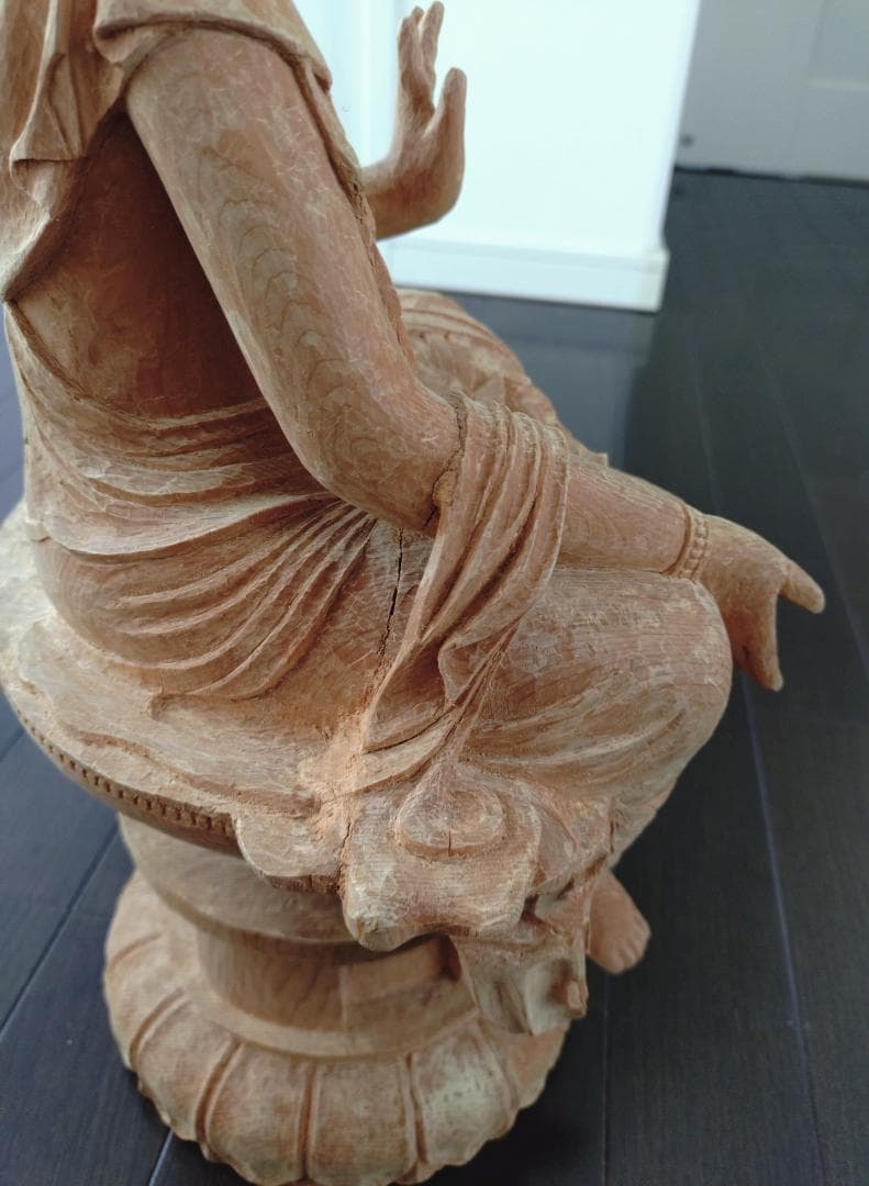 一刀彫　木像　 仏像 如意輪観音　菩薩半跏像　約50cm
