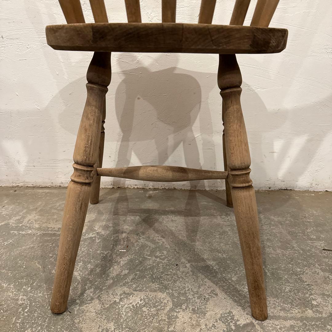 みーダイニングチェア　カフェチェア　剥離