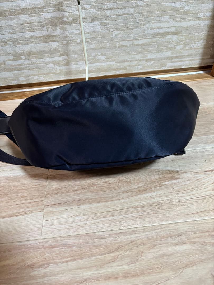 PORTER ポーター LIFT リフト　ショルダー　ハーフムーン　ネイビー