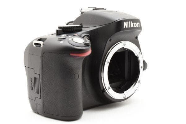 ニコン Nikon D5100 ボディ 一眼レフカメラ《ショット数7539回》