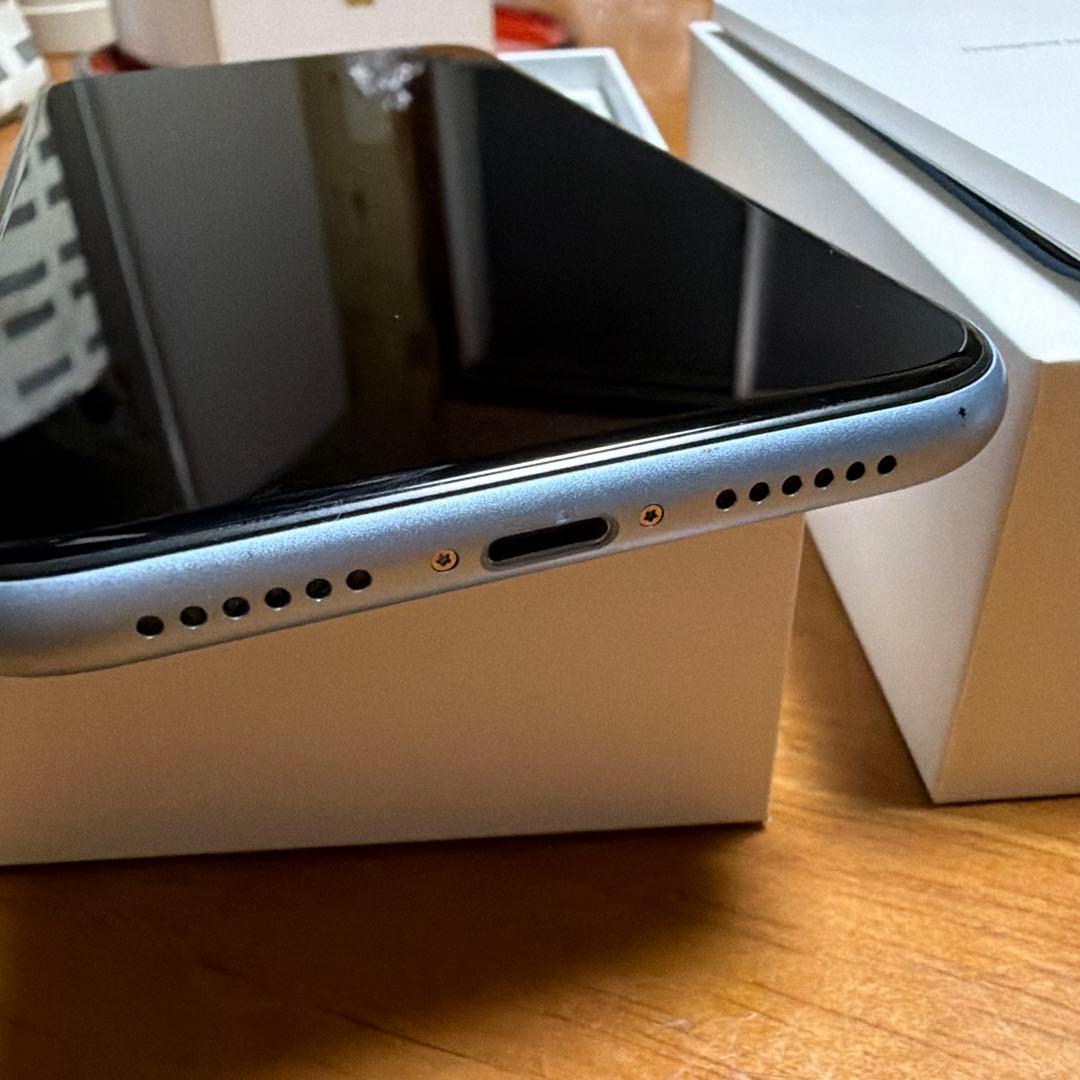 Apple iPhone XR ブルー64GB