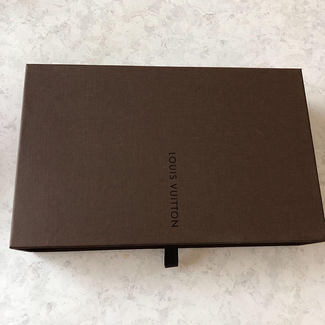 ルイヴィトン VUITTON 空箱
