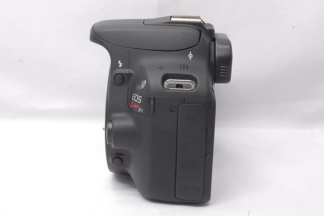 Canon EOS Kiss X7 ダブルレンズ 手ぶれ補正 初心者オススメ