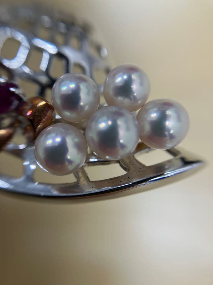 シルバー 網目模様 ブローチ パール ルビー