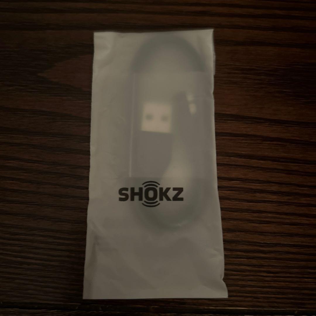 美品　Shokz OPENRUN 骨伝導イヤホン