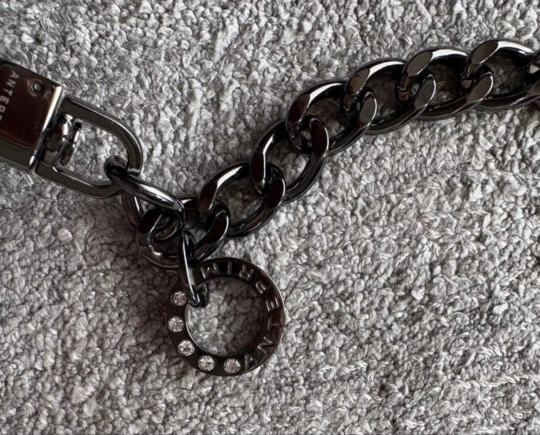 アンテプリマ　フィオリトゥーラ/ショルダー/エナメルブラック