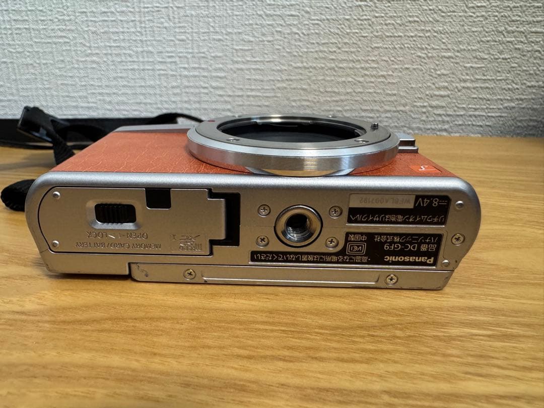 【セット売り】LUMIX DC-GF9Wオレンジボディ4K ミラーレス　一眼レフ