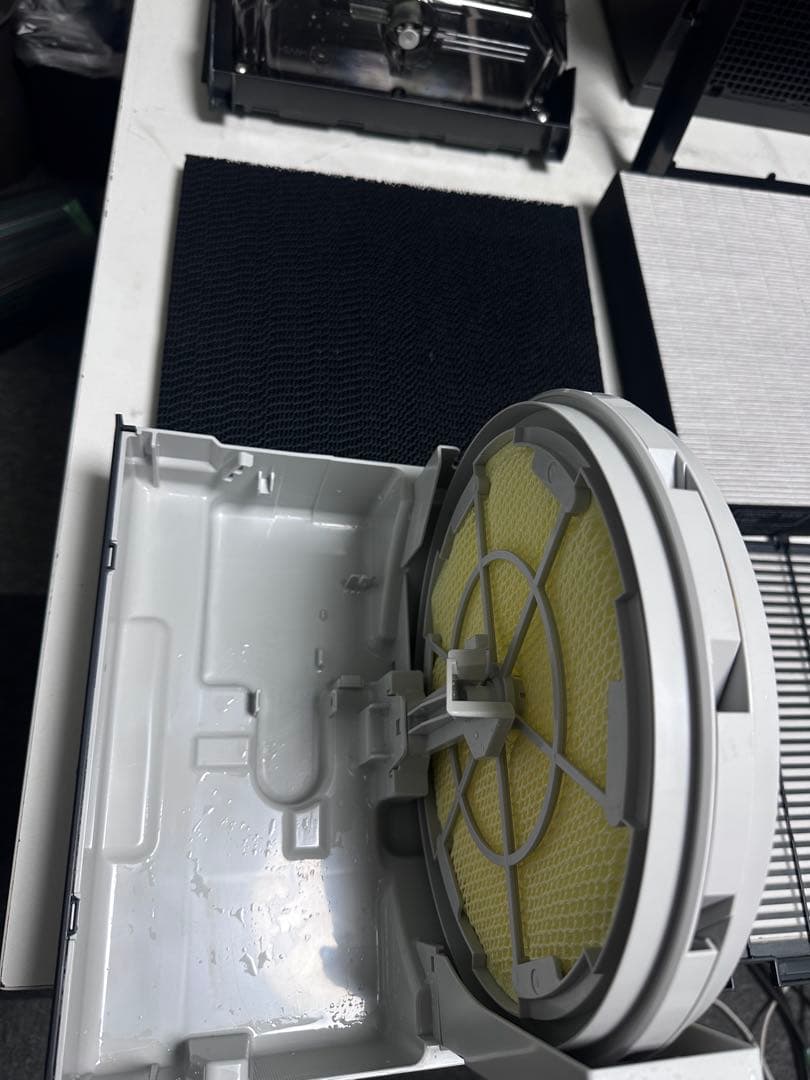 ★ダイキン 加湿空気清浄機 ストリーマ 31畳 MCK704AJインフル対策