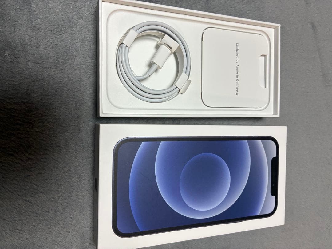 iPhone12 ブラック 64GB SIMロック解除済み