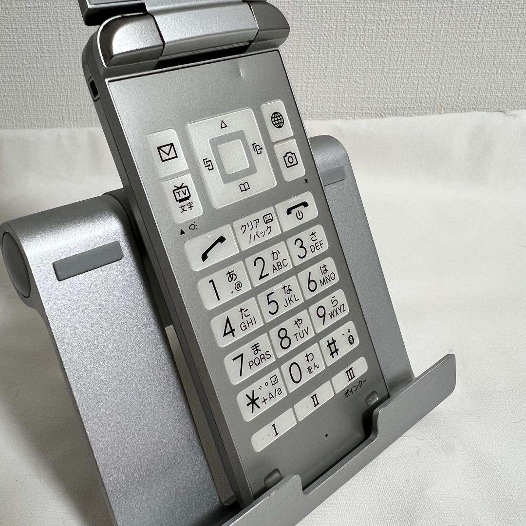 SoftBank DIGNOケータイ3 902KC シルバー