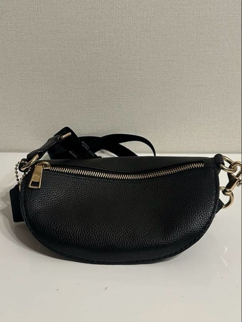 (超美品)COACH レザー ブラック ボディバッグ