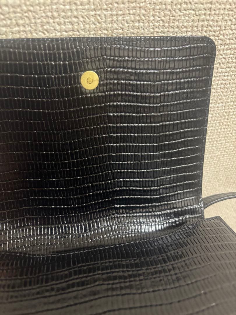 トゥティエ　ポメルミニバッグ　TOUT Y EST 黒 ショルダーバッグ