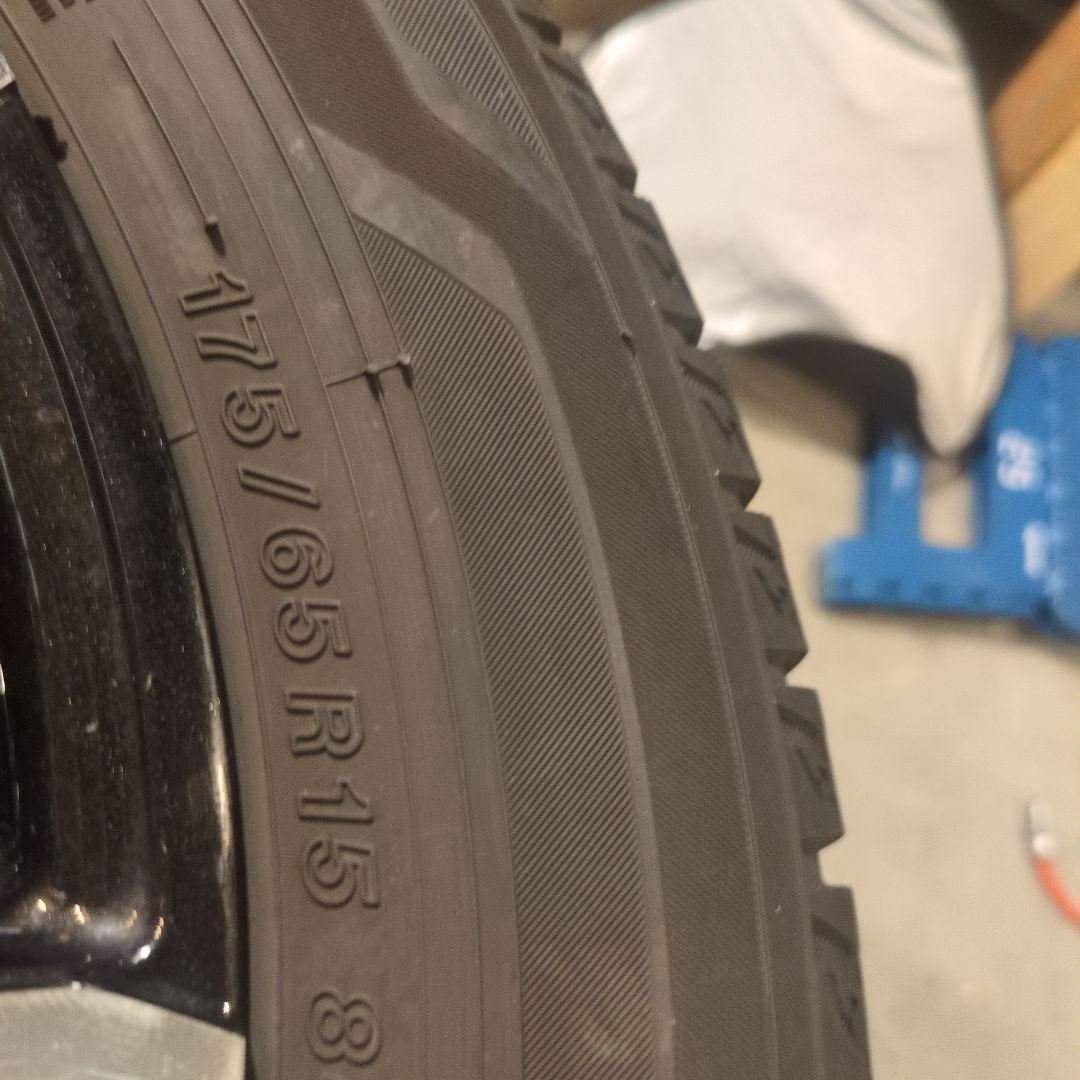 スタッドレス 2022年タイヤ 15インチ 送料込み アイスガードトヨタ等