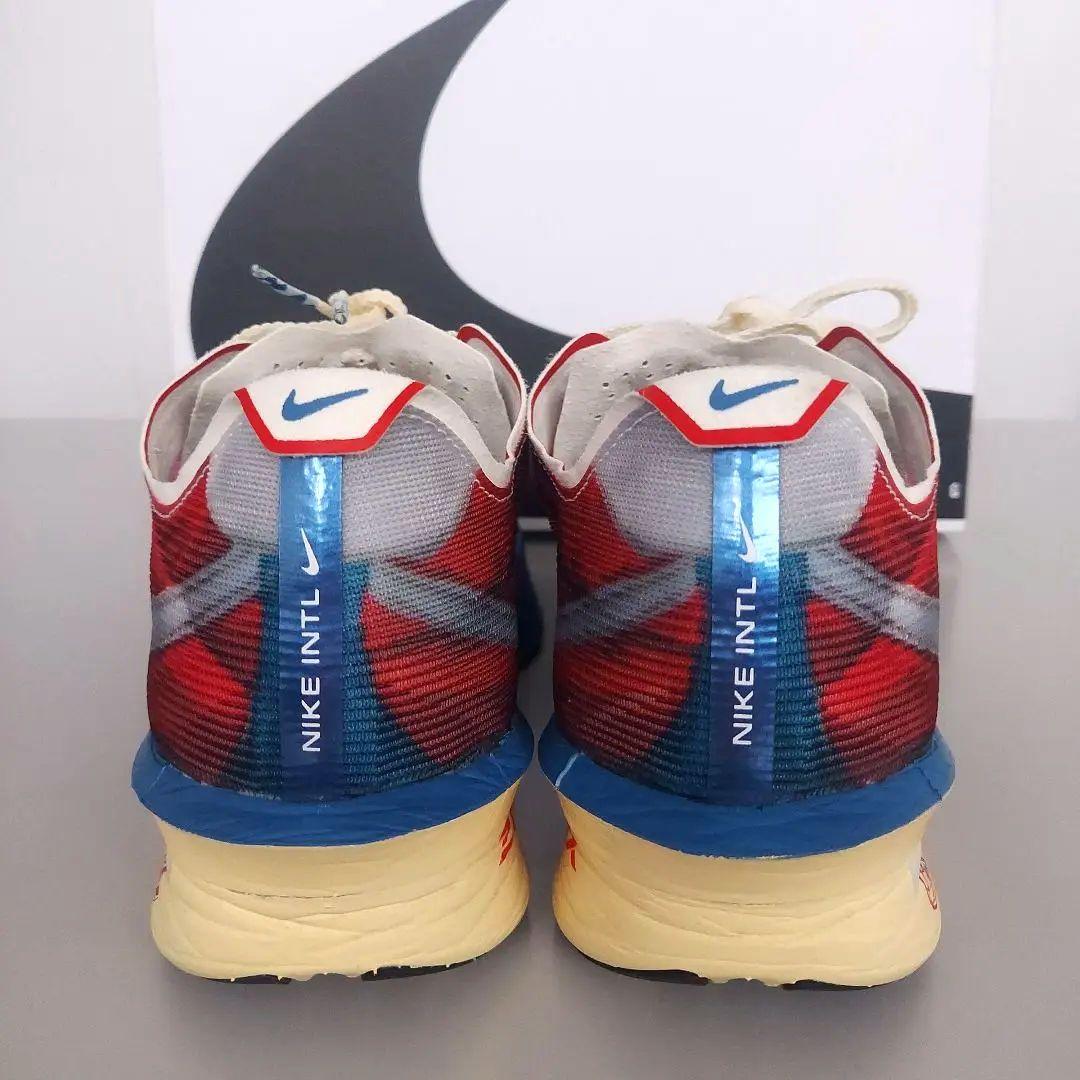 【美品】 ヴェイパーフライ4 プレミアム 27cm