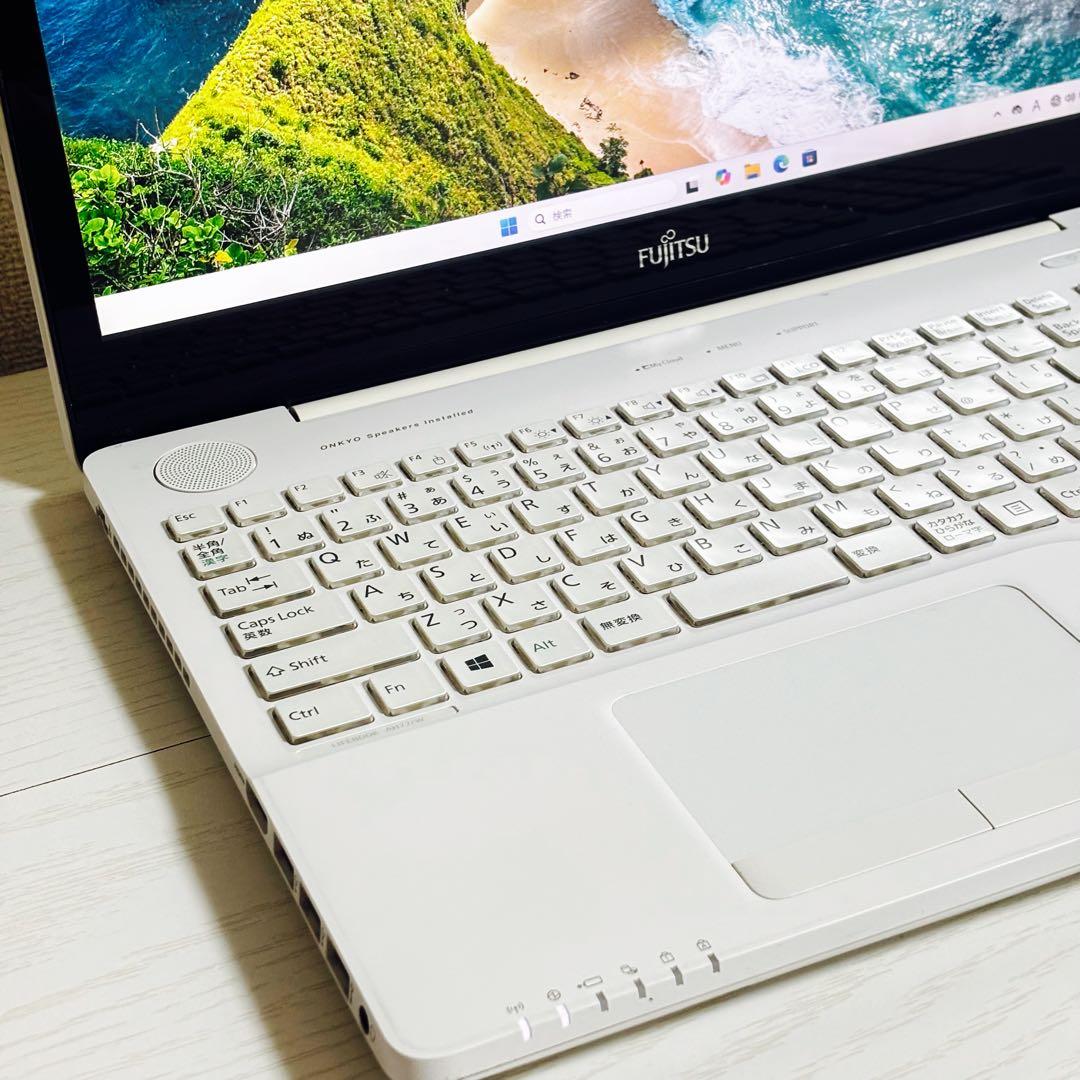 6世代 Core i7 16GB Windows11 Officeノートパソコン