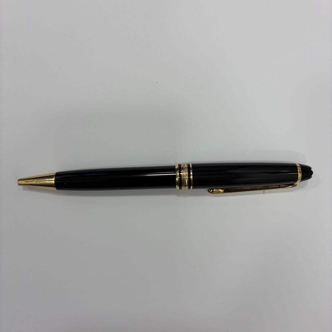 ◇MONTBLANCの万年筆とボールペンのセットです。