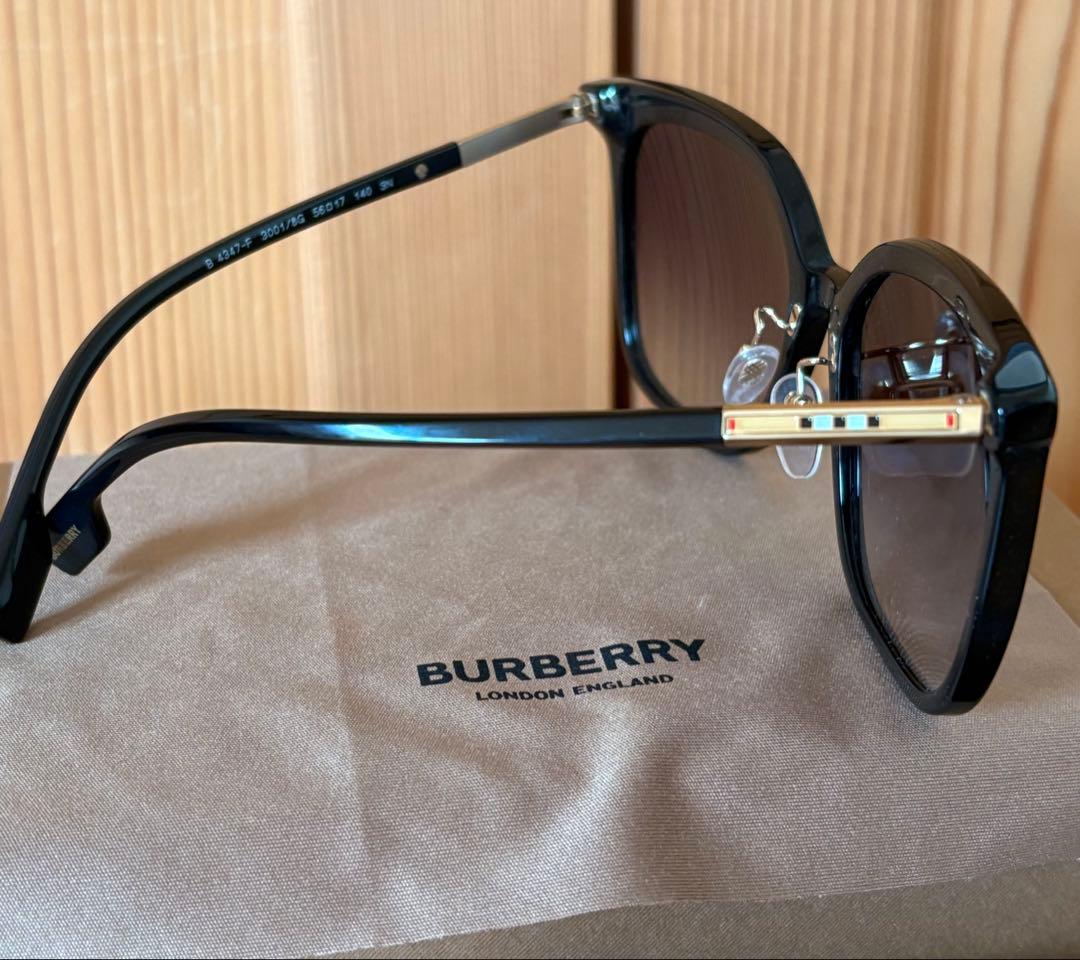 【MONOTONEさん専用】Burberry サングラス