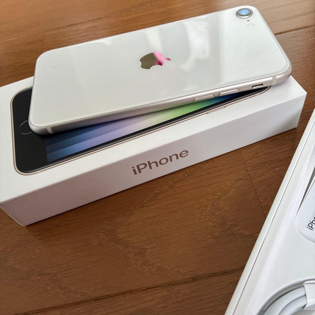 AppleiPhoneSE第3世代64GBSIMフリー