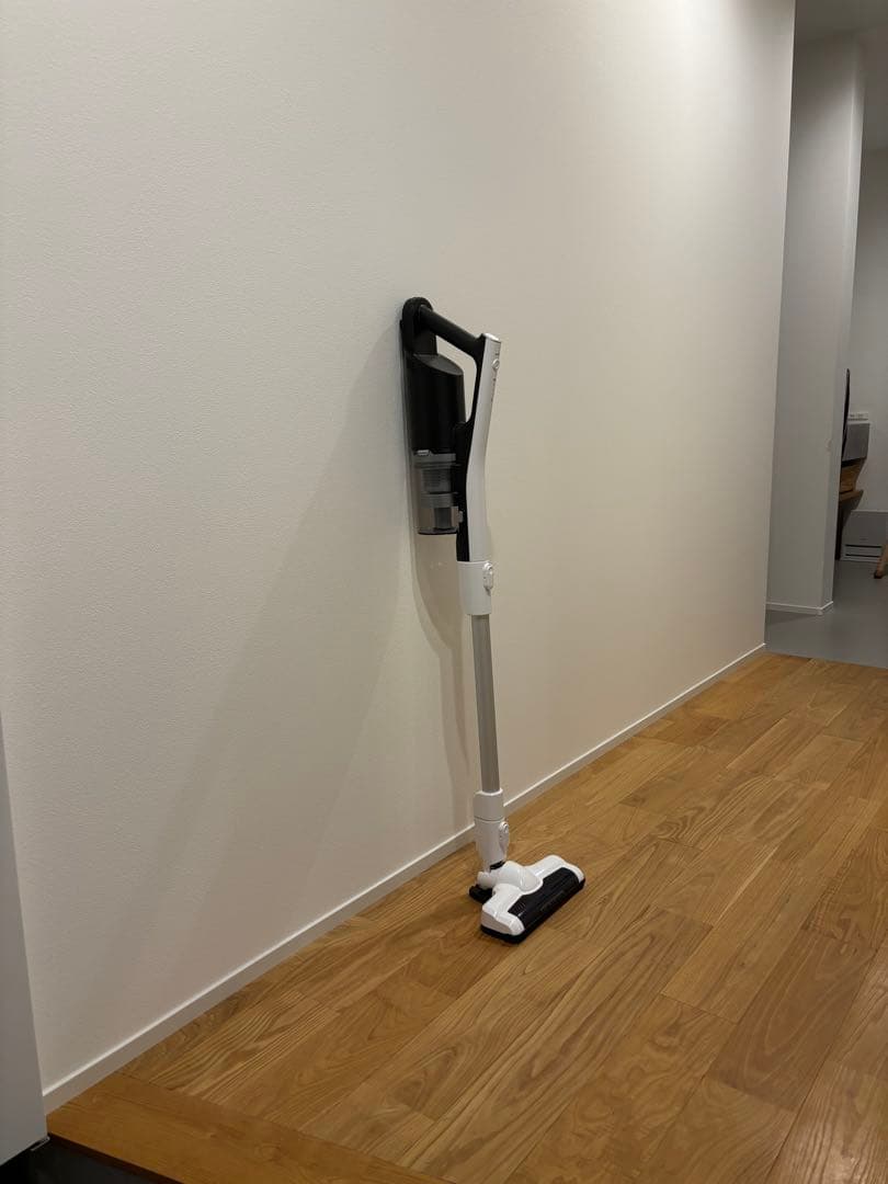 東芝 コードレスクリーナー トルネオV VC-CL20（W）