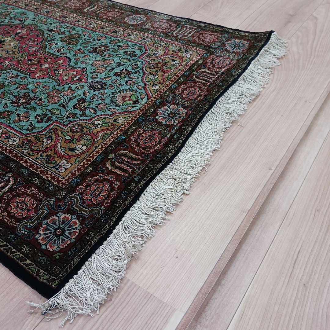 Y3291 高級ペルシャ絨毯 クム産 シルク100% 手織り 130×82㎝