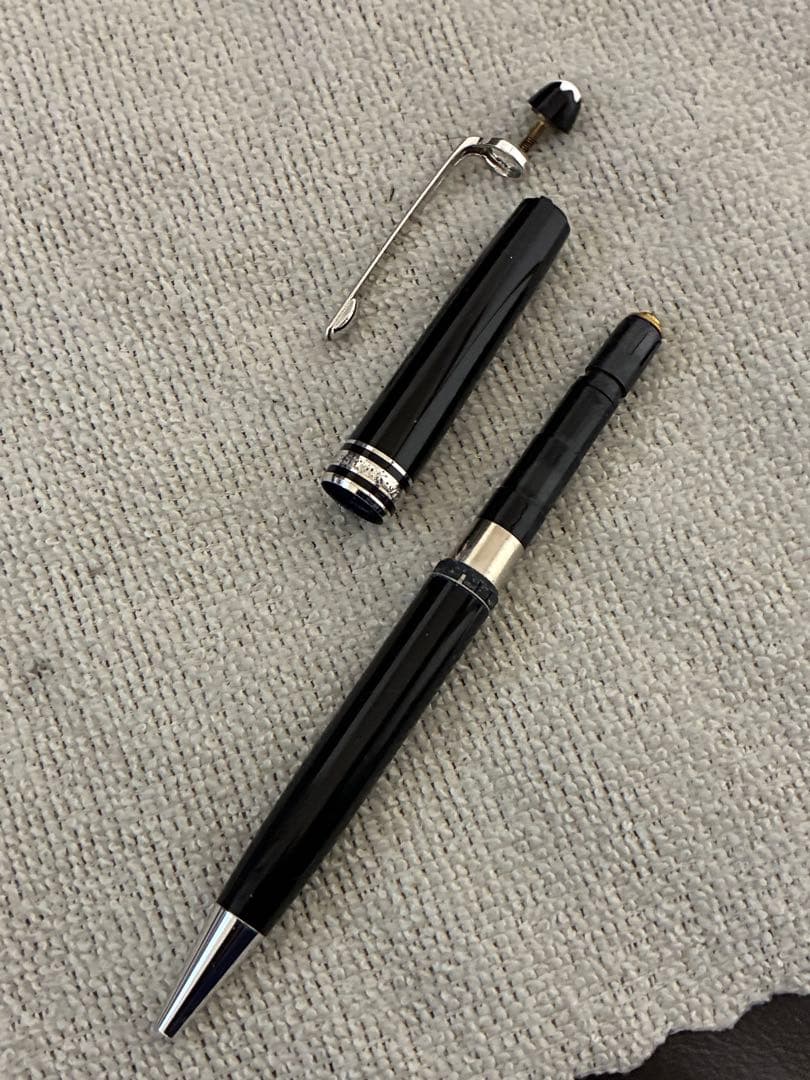 イ*ー様 ◾️プラチナ◾️モンブランP164 ボールペン◾️マイスターシュテュッ