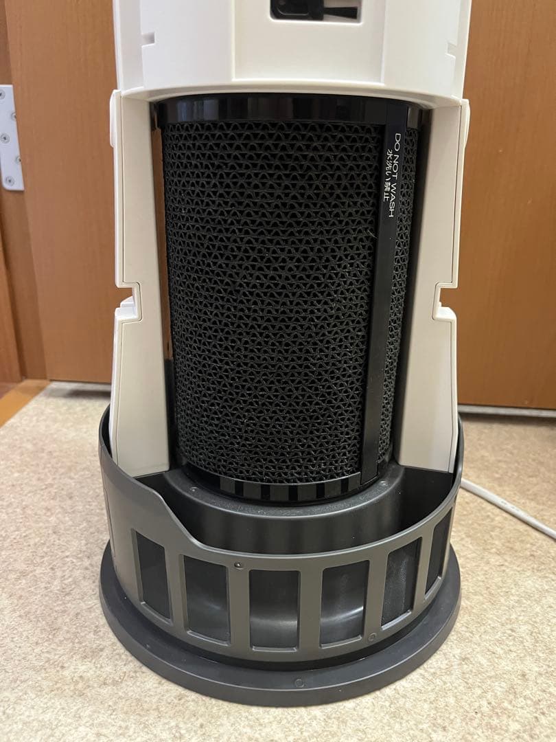 シャープ プラズマクラスターNEXT搭載 脱臭機 DY-S01-W